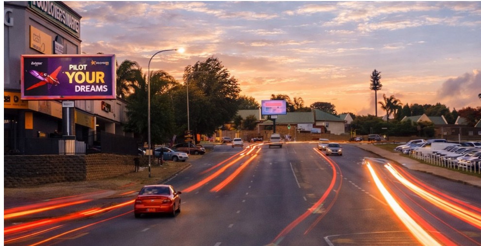 Comaro Crossing, Oakdene — Digital billboard on Johannesburg